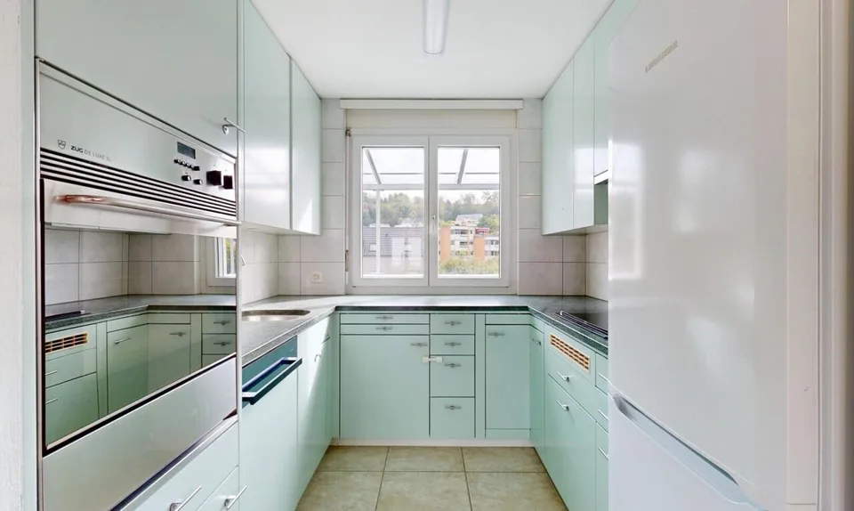 Zentrale 5-Zimmer-Maisonettewohnung in Bonstetten – Foto 4 von 11