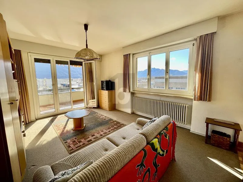Komfortabel und mit Balkon – Foto 2 von 5