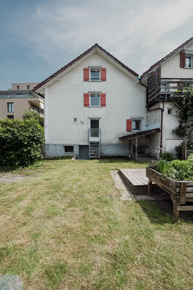 Appenzellerhaus / Reihenhaus an bevorzugter Lage inkl. 1 Parkplatz – foto 4 di 15