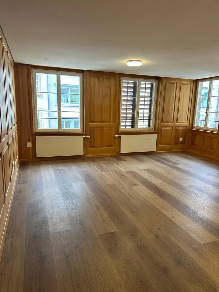 Renditeobjekt mit besonderem Charme - 5 Wohnungen und 1 Gewerbe – Foto 2 von 10