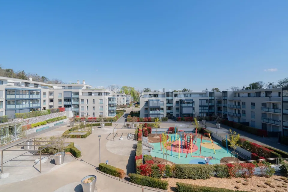 Bel appartement de 6.5 pièces au rez-de-chaussée avec jardin – foto 4 di 5