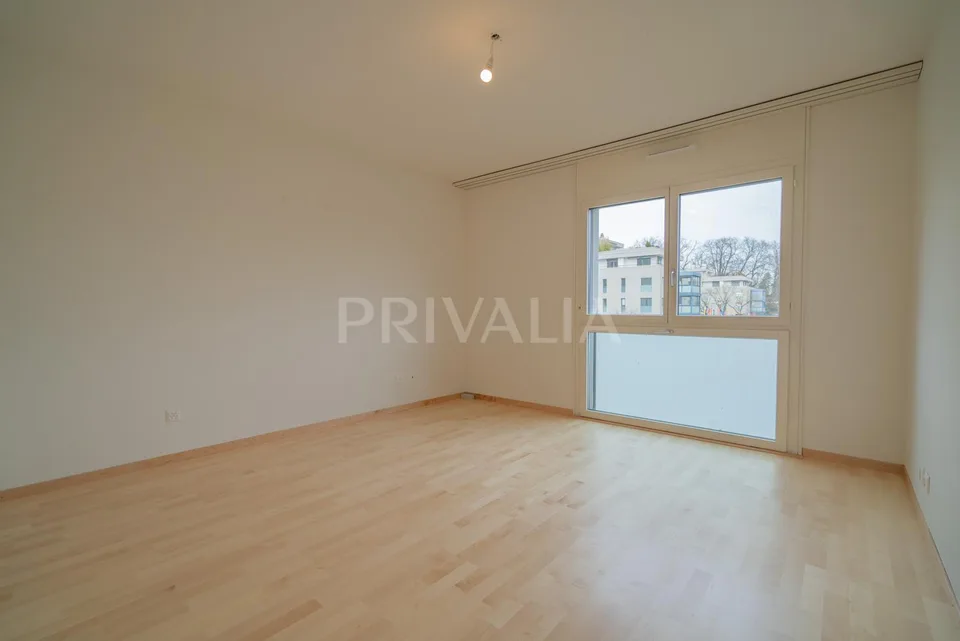 Bel appartement de 6.5 pièces au rez-de-chaussée avec jardin – foto 2 di 5