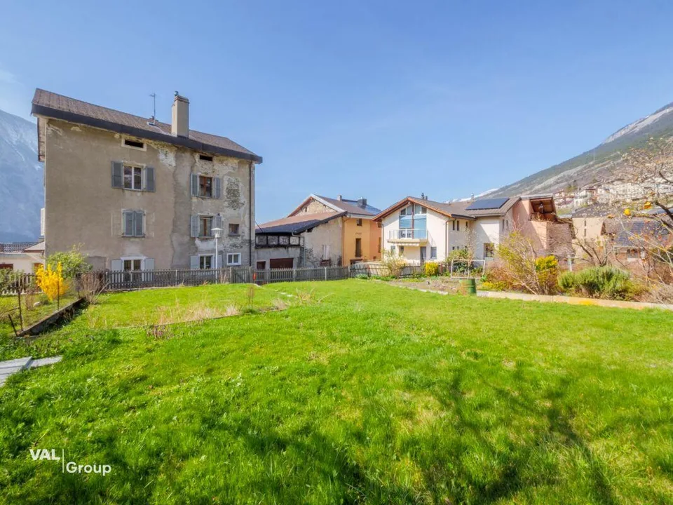 Charmante, renovierte 4.5-Zimmer-Altbauwohnung mit schönem Garten – photo 14 of 16