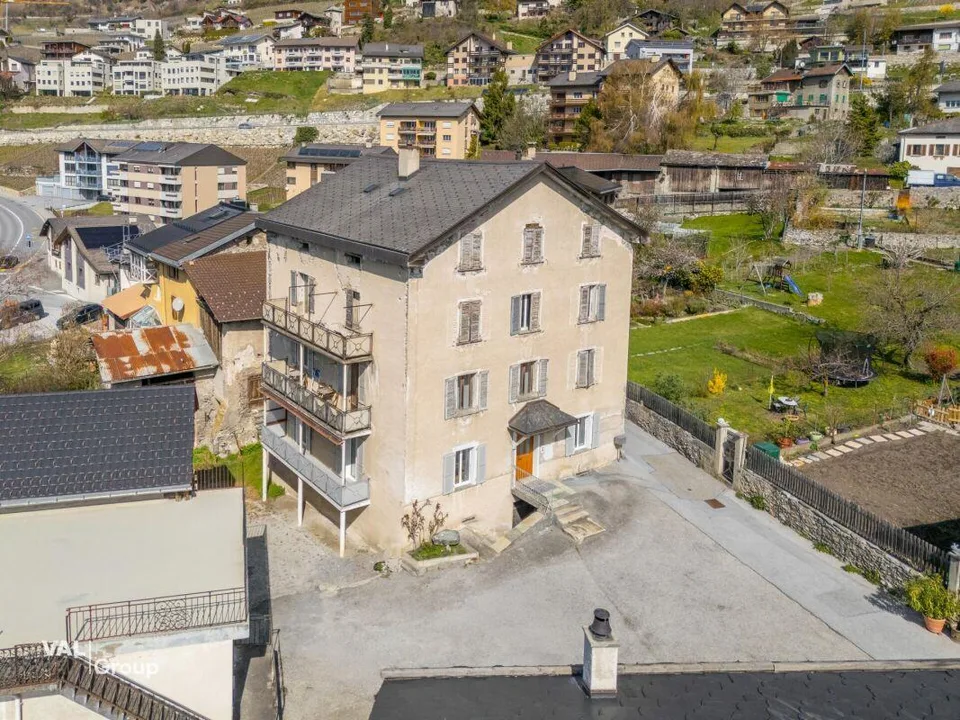 Charmante, renovierte 4.5-Zimmer-Altbauwohnung mit schönem Garten – photo 16 of 16