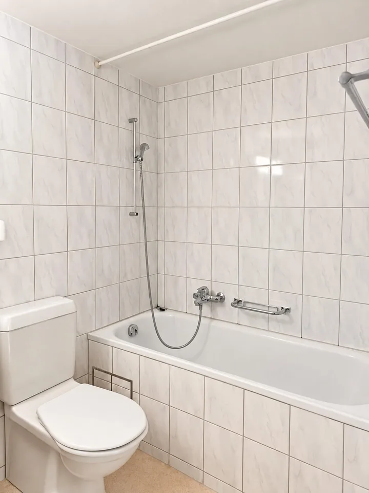 Charmante Wohnung im Herzen von Binningen – Foto 7 von 8