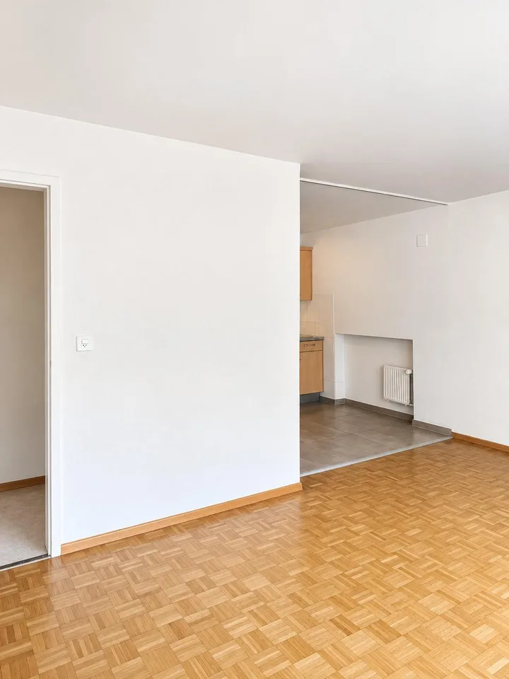 Charmante Wohnung im Herzen von Binningen – Foto 3 von 8
