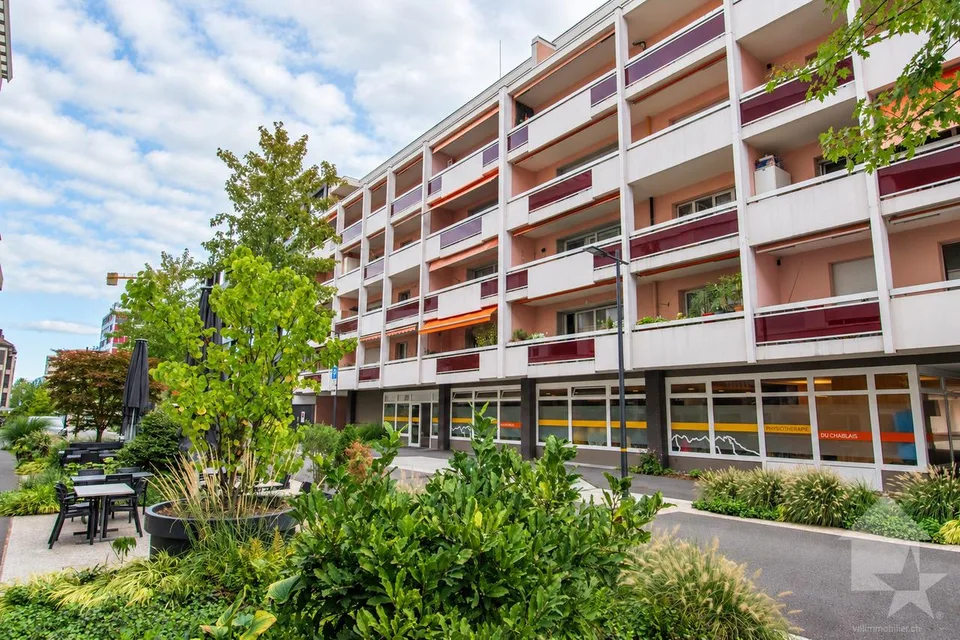 Spazioso appartamento 3.5 con balcone in pieno centro – foto 10 di 10