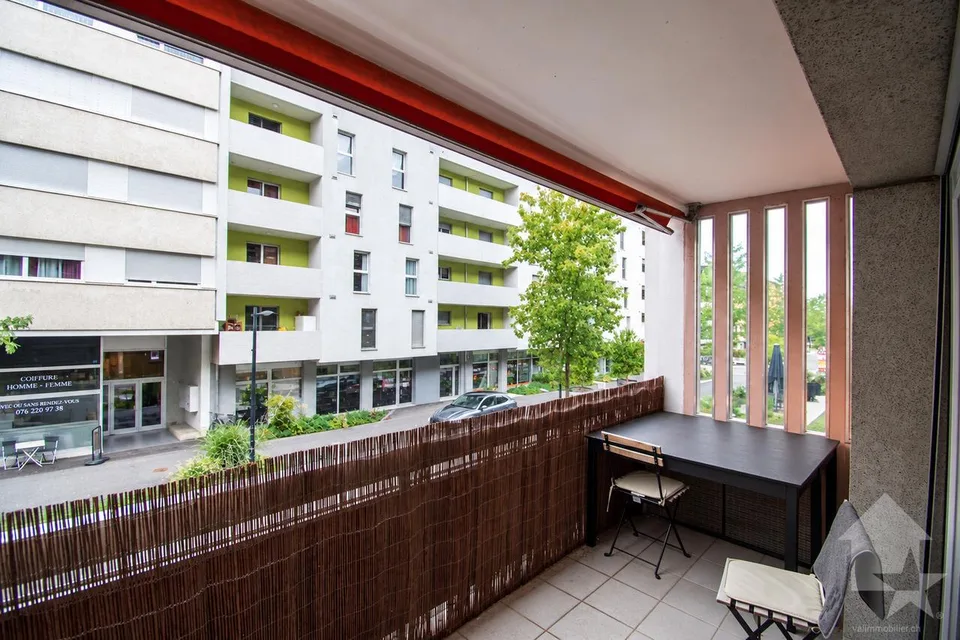 Spazioso appartamento 3.5 con balcone in pieno centro – foto 9 di 10
