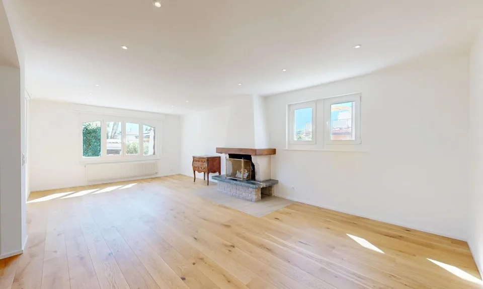 Villa 6.0 Zimmer vollständig renoviert – Foto 3 von 11