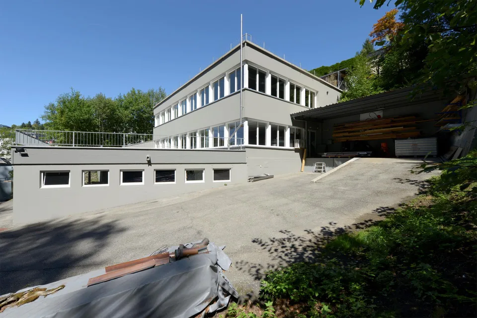 Attraktive Gewerbeliegenschaft zur Umnutzung (Wohnen) – Foto 6 von 21