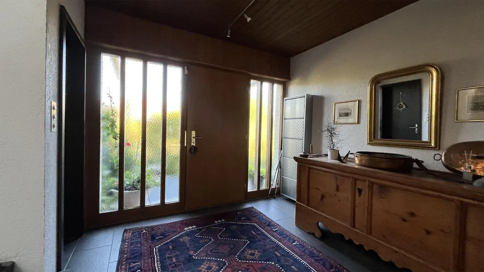 6.5-Zimmer Einfamilienhaus, nahezu autark, mit grossem Grundstück – photo 5 sur 27
