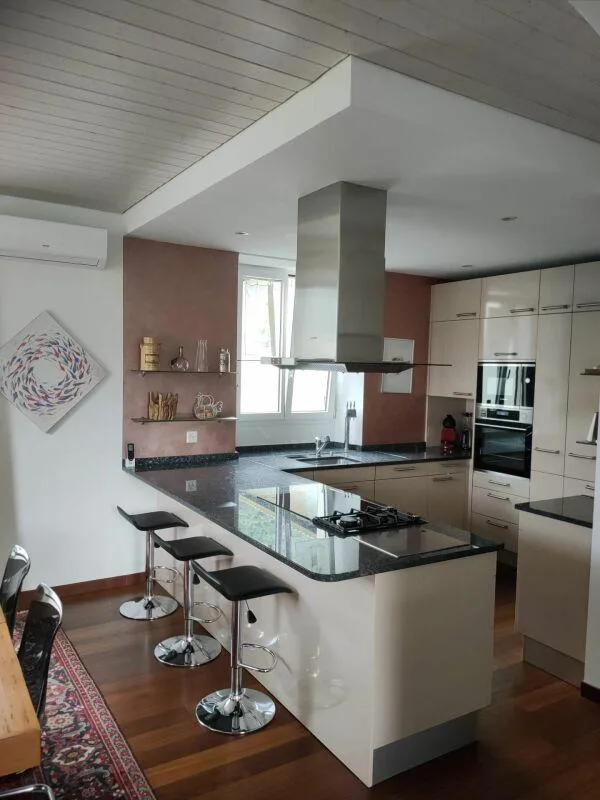 Historic single-family villa for sale in Maroggia – photo 6 of 20