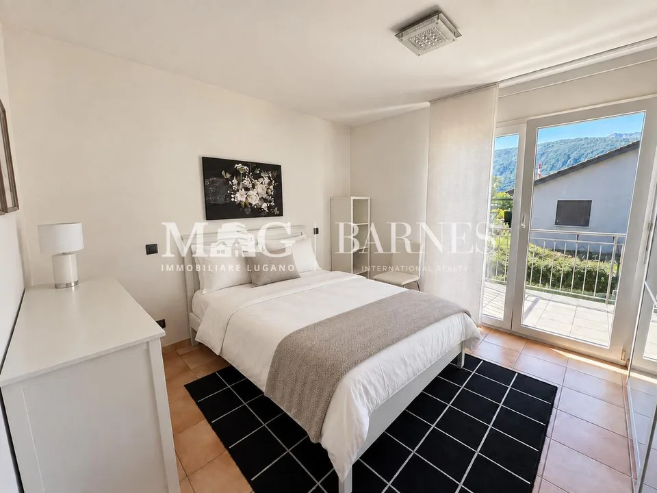 Vezia: Casa unifamiliare con giardino privato – Foto 4 von 5