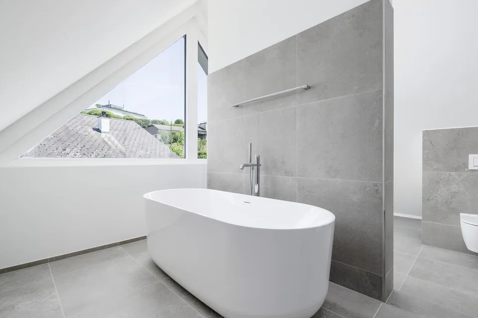 Souveränes Topfloor-Wohnen mit spektakulärer Seesicht – Foto 11 von 13