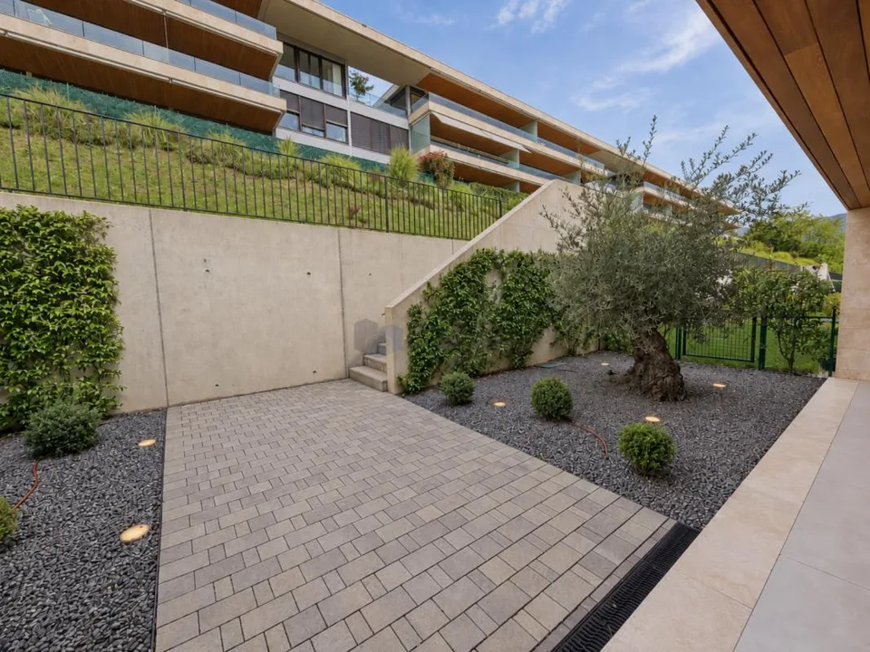 CANOBBIO - 4,5 LOCALE, QUALITÄTSFINISSE, TERRASSE MIT SEEBLICK UND GARTEN IN EINER EINZIGEN LÖSUNG – Foto 16 von 17