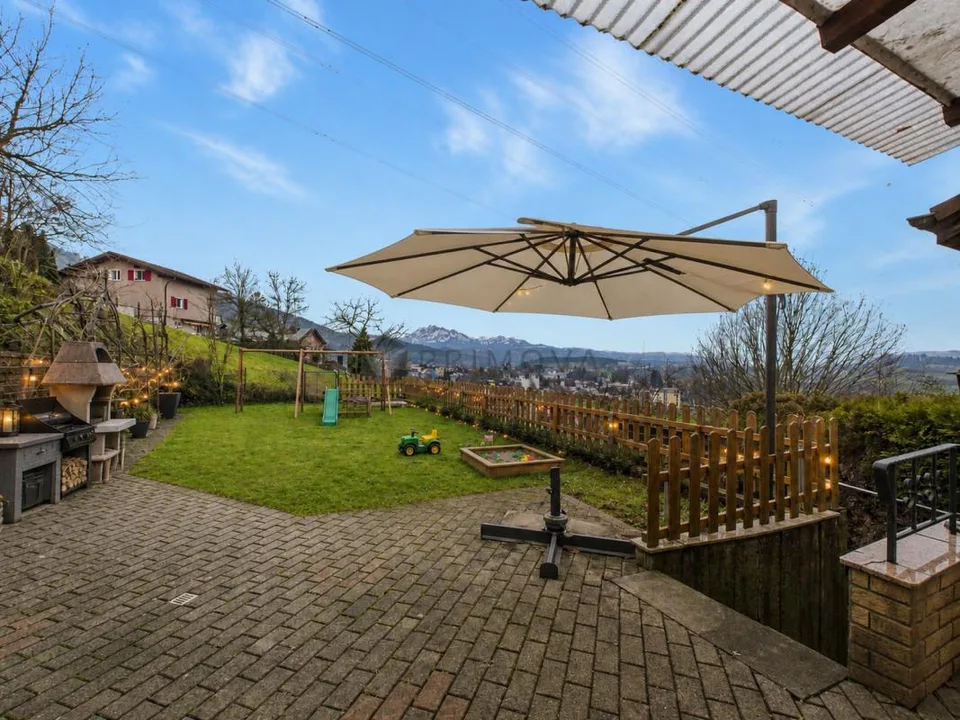 Sonniger Familientraum: 5.5 Zimmer mit unverbautem Pilatusblick – Foto 10 von 10