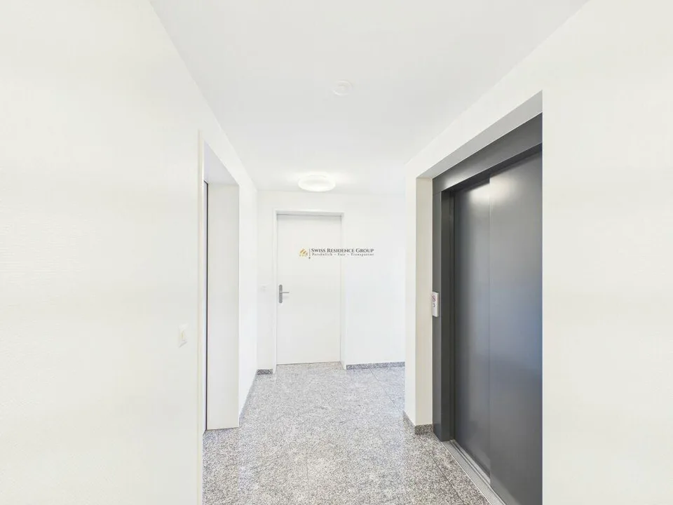 Appartement de 4,5 pièces inondé de lumière avec balcon ensoleillé spacieux – photo 15 sur 17