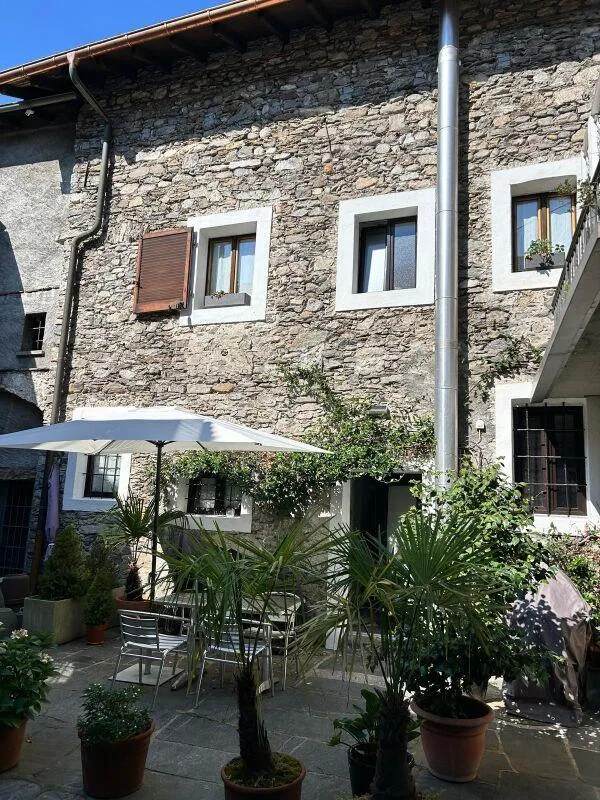 MAISON DANS LE NOYAU – photo 2 sur 9