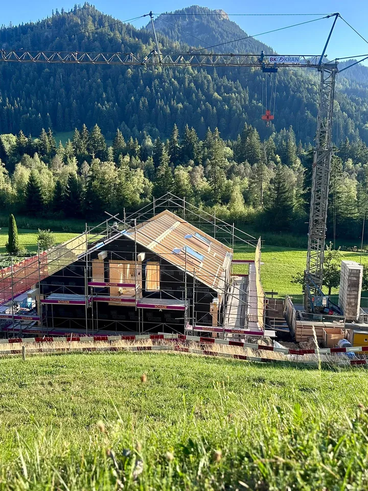 Einzigartiges Einfamilienhaus an traumhafter Lage im Eigenthal – Foto 2 von 10