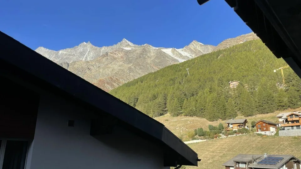 Alphubel Peak dem Himmel so nah. Neubau 2025. Mit Süd-und Ostbalkon. Reserviert. – Foto 13 von 14