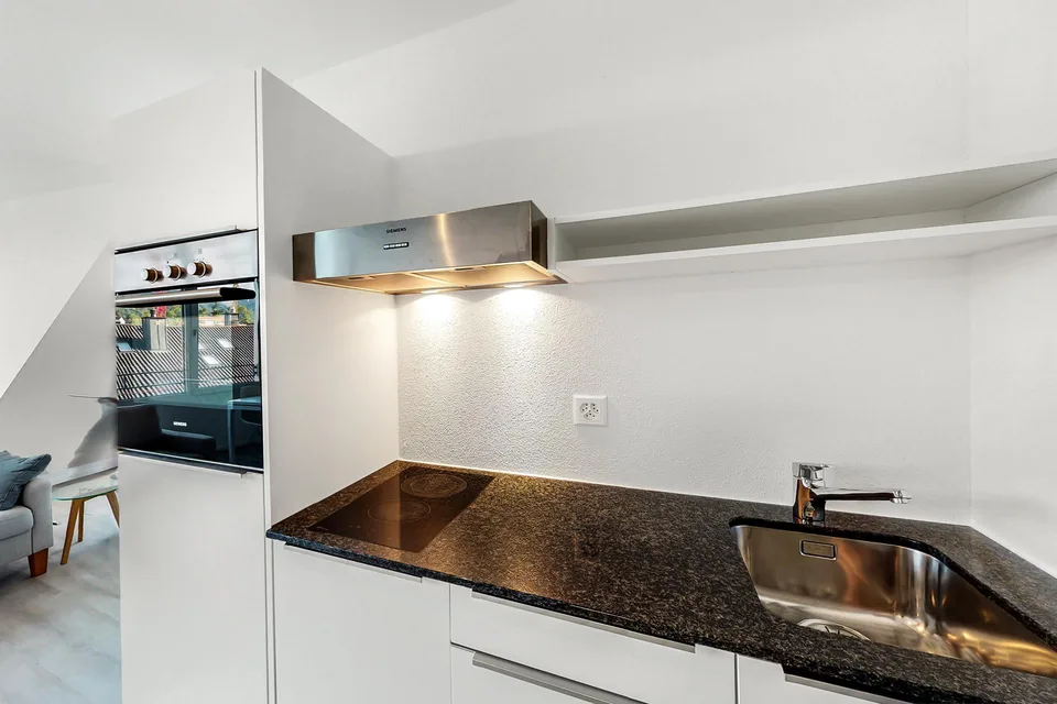 Moderne und möblierte Wohnung – foto 5 di 10