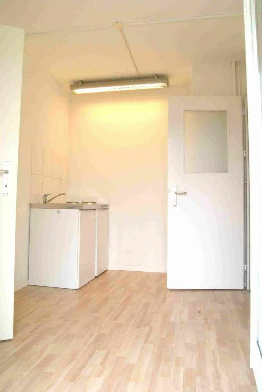 An TOP Geschäftslage: Praxis/Büro, hell, freundlich, mit Lift – Foto 8 von 9