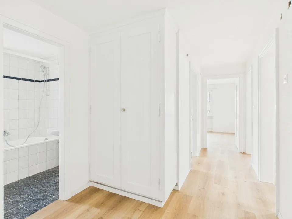 Frisch sanierte 3.5-Zimmerwohnung in Niederuzwil – foto 6 di 8