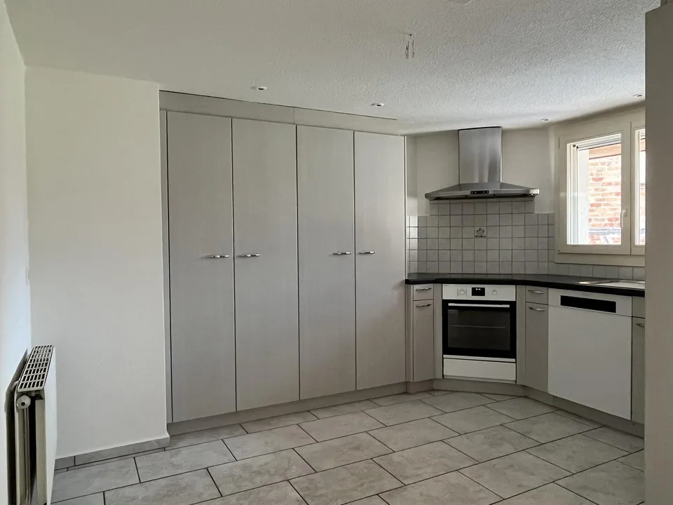 Charmante 3.5-Zimmerwohnung mit beheiztem Wintergarten – Foto 2 von 7