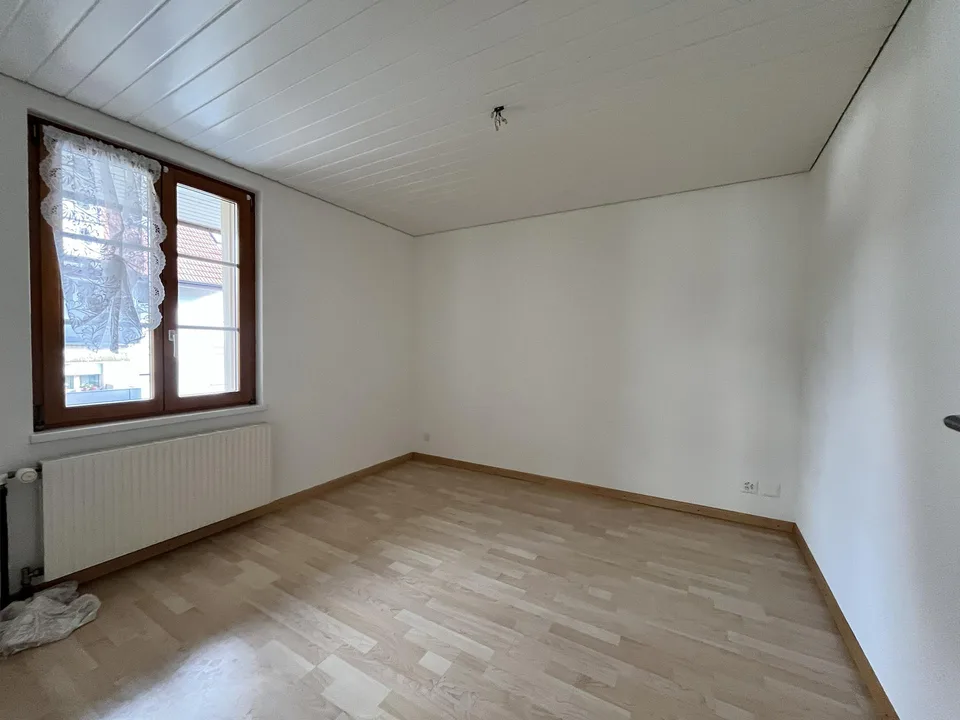 Charmante 3.5-Zimmerwohnung mit beheiztem Wintergarten – Foto 4 von 7