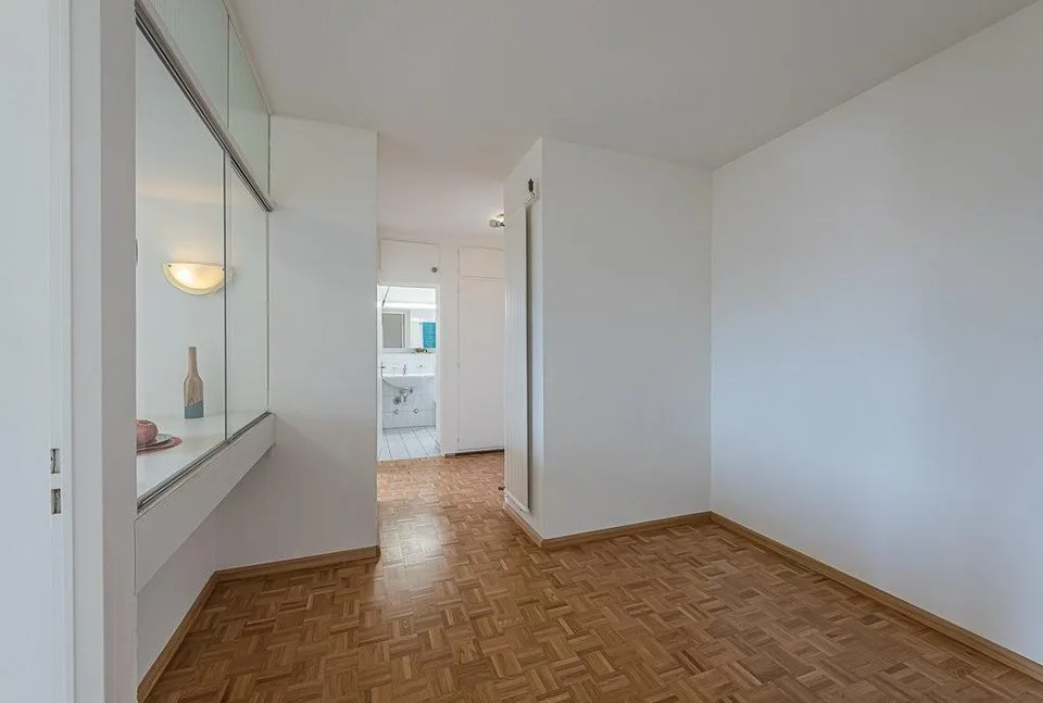 2 Zimmer-Wohnung in der Nähe des Kantonsspital / Uni – Foto 4 von 12