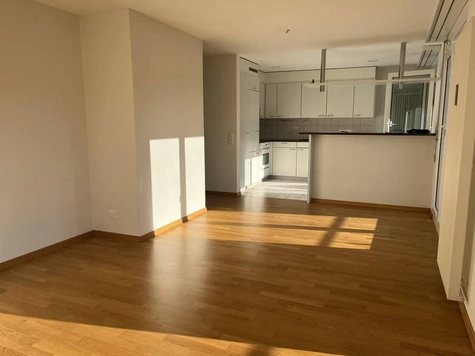 Attraktive 3.5 Zimmer-Wohnung in St. Gallen – Foto 3 von 9