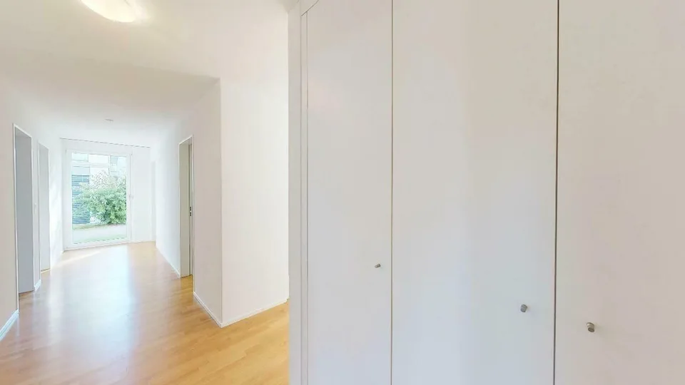 Grosszügige Wohnung mit Wintergarten in Lachen SZ! – Foto 8 von 10