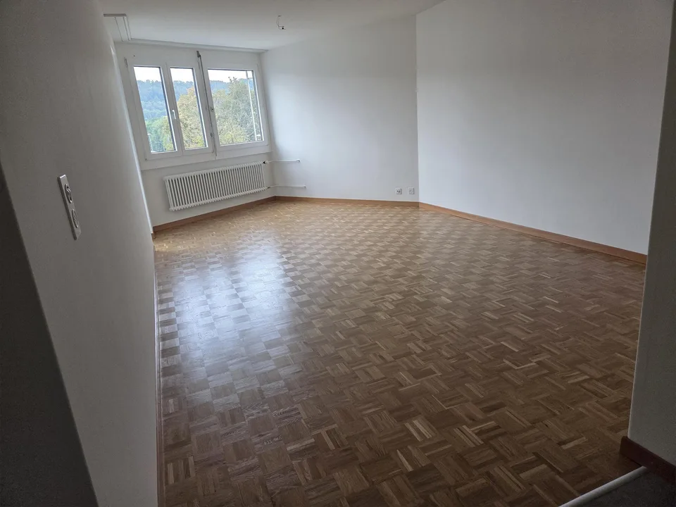 Lässige Wohnung nähe Schwimmbad – foto 2 di 9