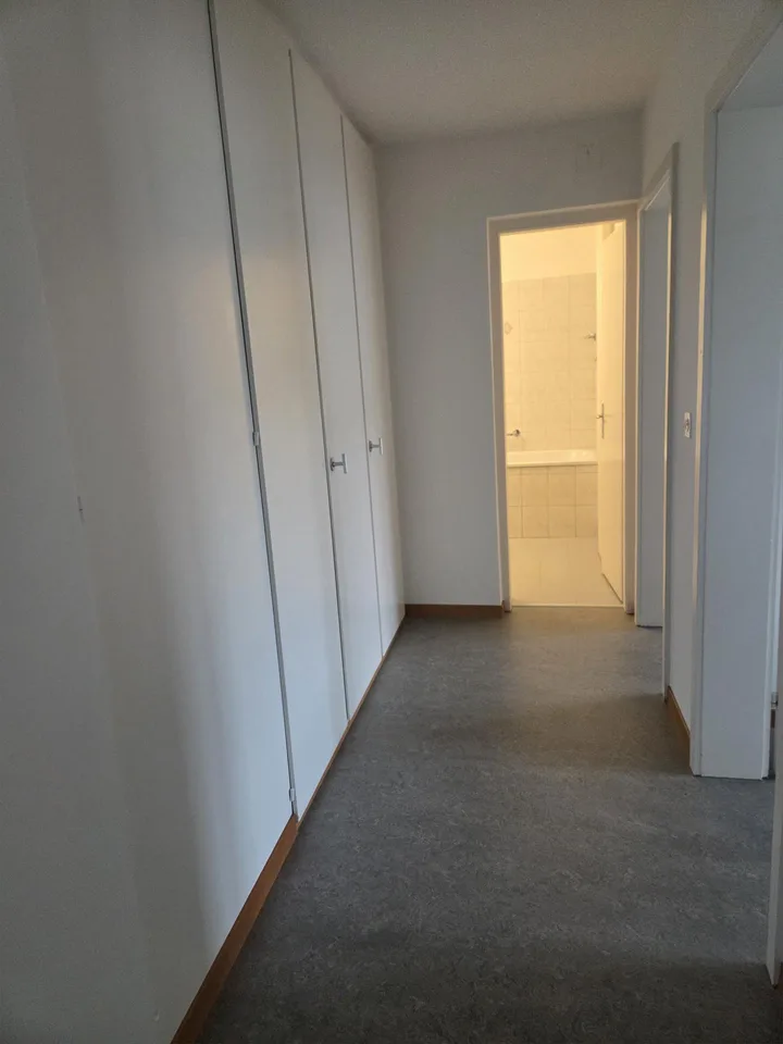 Lässige Wohnung nähe Schwimmbad – foto 7 di 9