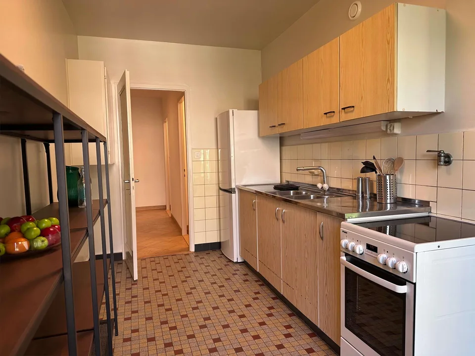 Coliving Moderne à Vernier entre Connexions Urbaines et Vie de Quartier – Foto 32 von 44