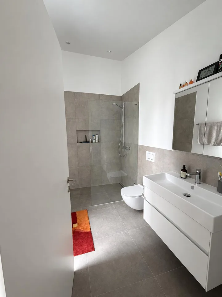 Moderne 3.5-Zimmer-Wohnung im Eigentumsstandard – Foto 8 von 12