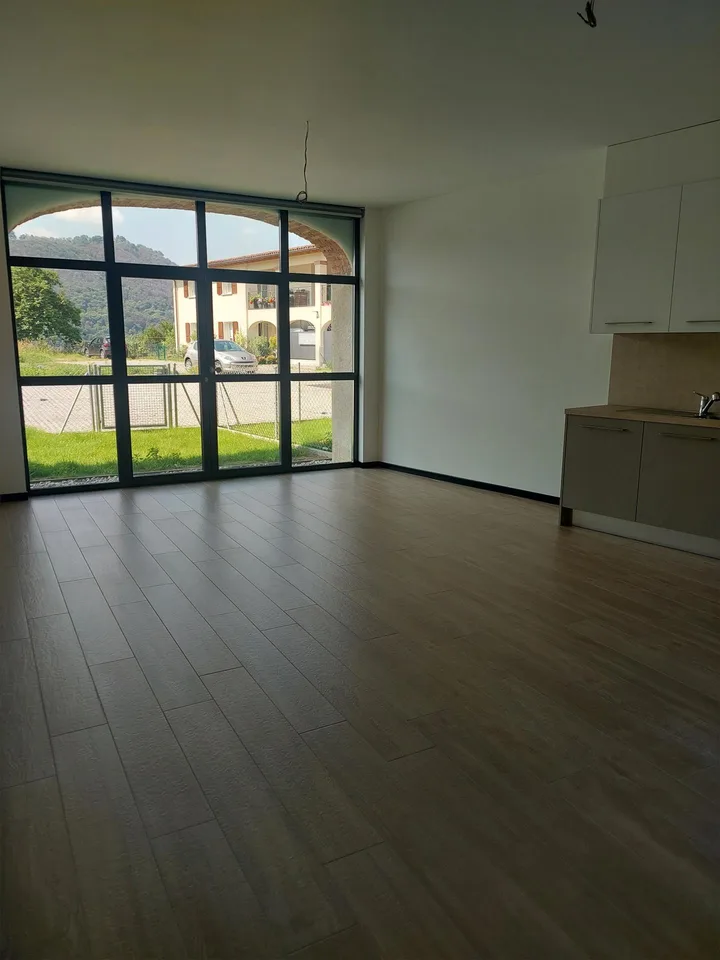 CERCASI SUBENTRANTE APPARTAMENTO ZONA TRANQUILLA – Foto 4 von 19