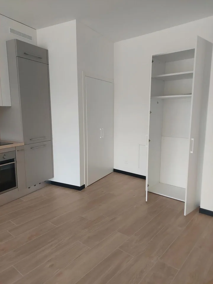CERCASI SUBENTRANTE APPARTAMENTO ZONA TRANQUILLA – Foto 8 von 19