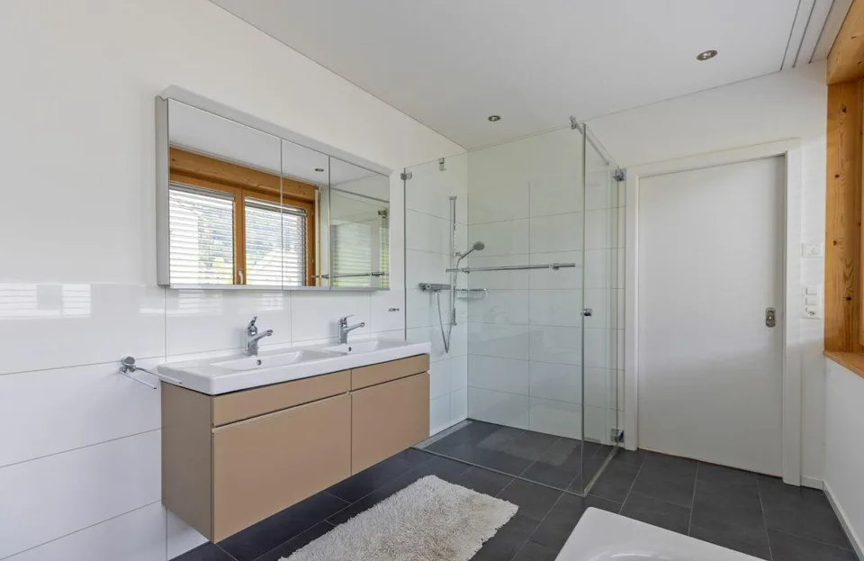 Zu verkaufen grosszügiges Terrassenhaus, 4.5 Zimmer, Länge 35 Meter... – foto 9 di 16