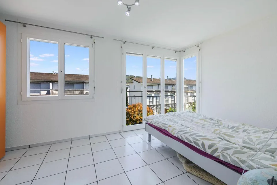 Maison de rang de 5,5 pièces avec espace de séjour, jardin et balcon supplémentaire – photo 7 sur 13