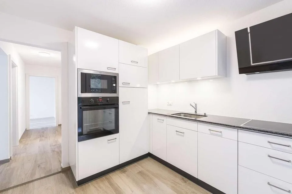 Attraktive 3 Zimmerwohnung im 4. OG an ruhiger Lage in Luze – Foto 2 von 6