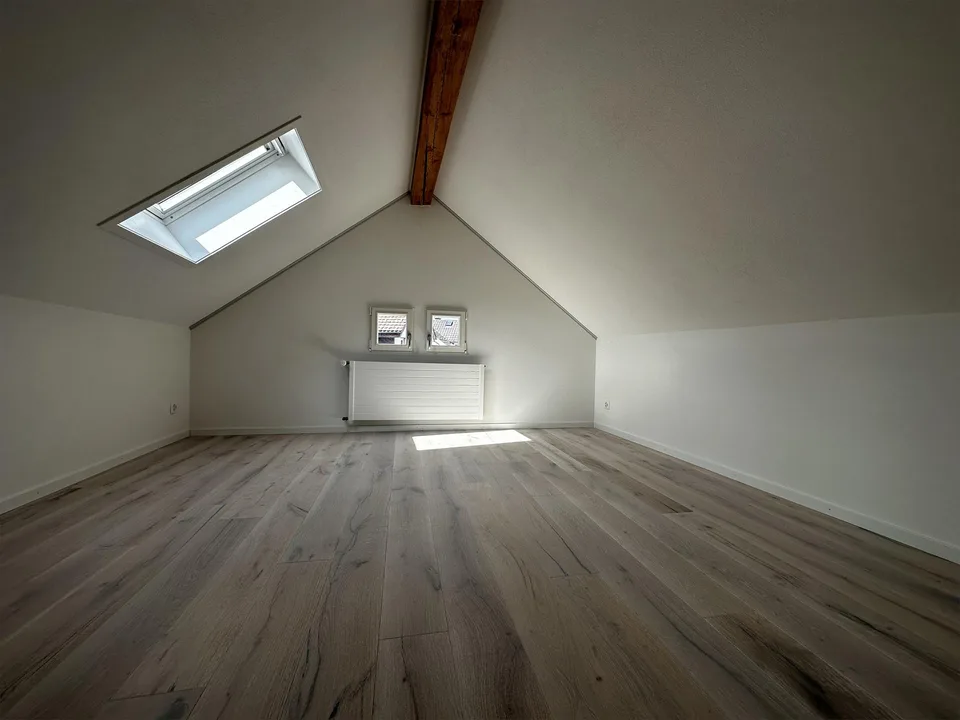 Gemütliche Dachwohnung in historischer Liegenschaft – photo 5 of 12