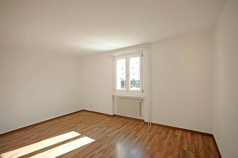 3 Zimmerwohnung mit grossem Balkon – Foto 5 von 9