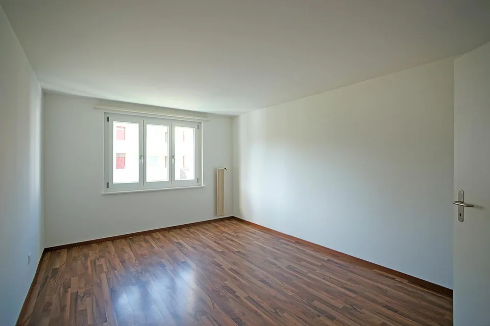 3 Zimmerwohnung mit grossem Balkon – Foto 4 von 9