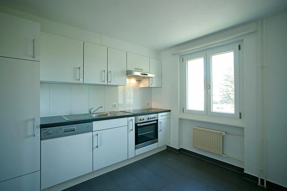 3 Zimmerwohnung mit grossem Balkon – Foto 2 von 9