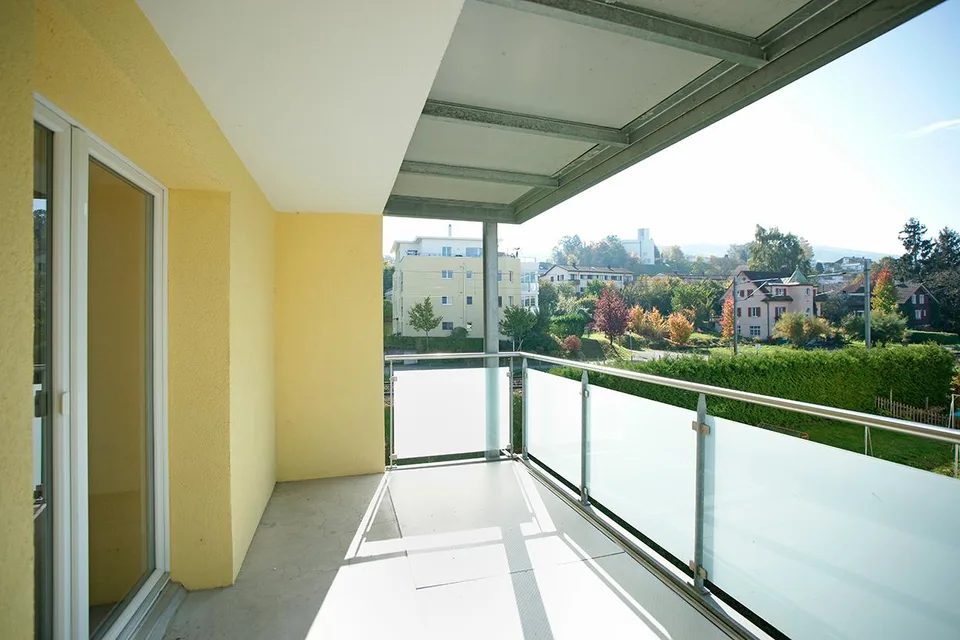 3 Zimmerwohnung mit grossem Balkon – Foto 8 von 9