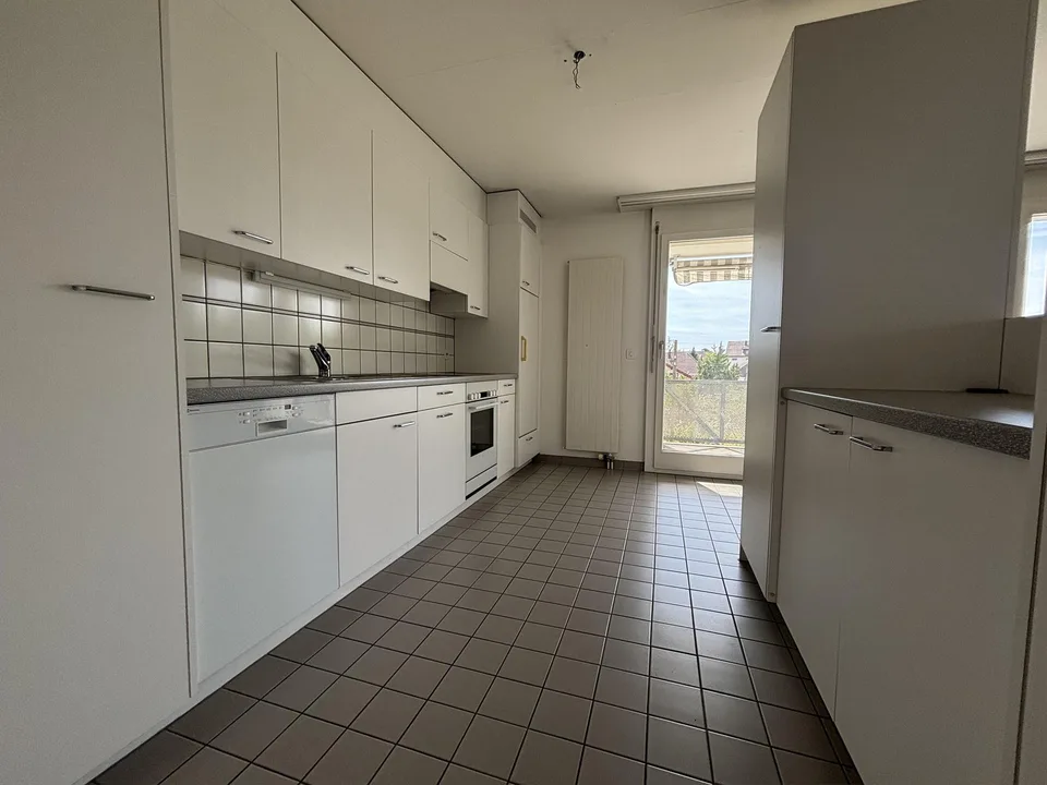 Helle 4.5 Zimmerwohnung in ruhigem Quartier – Foto 4 von 10