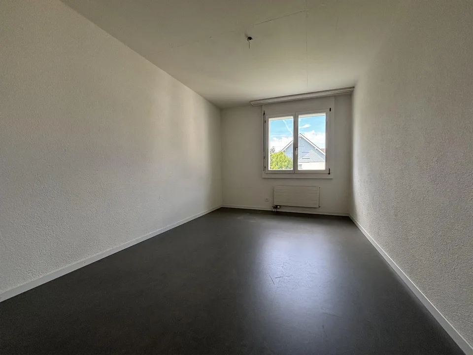 Helle 4.5 Zimmerwohnung in ruhigem Quartier – Foto 8 von 10
