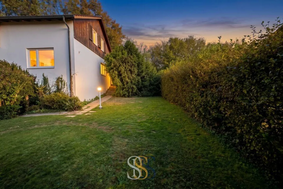 Charming single-family house with a far-reaching view and large garden – photo 4 of 16