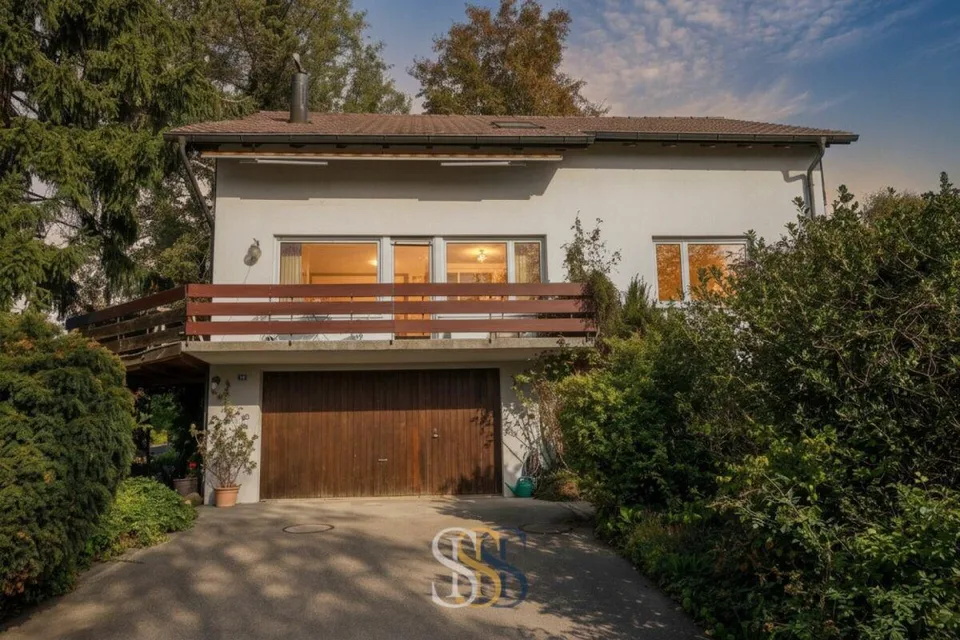 Charming single-family house with a far-reaching view and large garden – photo 2 of 16